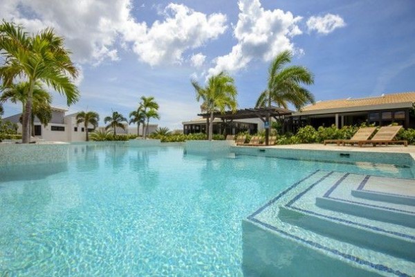 Indigo Garden - Vacation apartment with pool - furnished and decorated