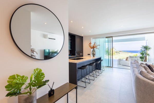 THE CAPE 6 – Luxury Apartment with Sea & Golf Course View 