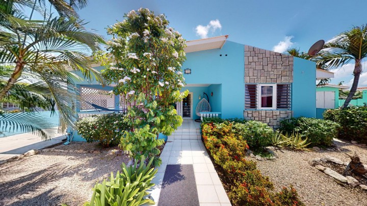 Barber - Lovely three bedroom villa for sale with swimming pool 