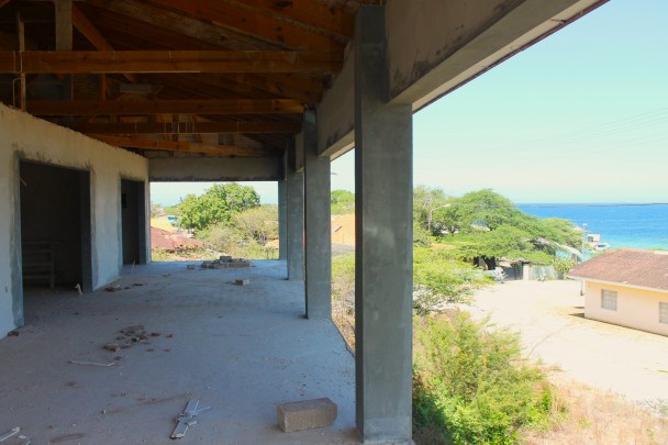Boca Sami – Unfinished house with breathtaking views
