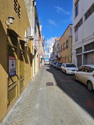 Unique property in Punda with expansion opportunities