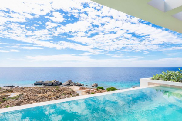 The Ridge - Beach apartments with pool and private beach in Caribbean