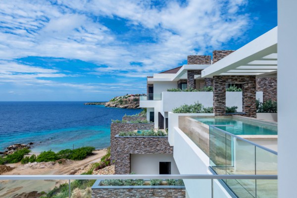The Ridge - Beach apartments with pool and private beach in Caribbean