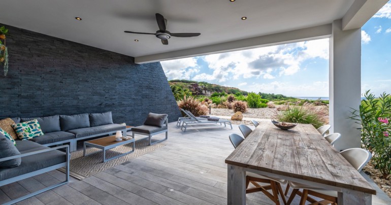 The Reef – Luxurious new ground floor apartments with sea view