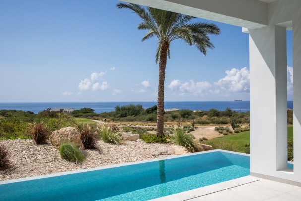 THE CAPE A7 - Luxury apartment with sea view and private pool