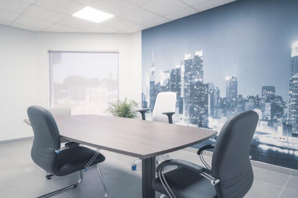 Dr. Maalweg/ Saliña - All-inclusive office space for rent