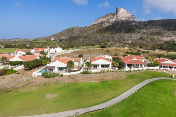 Santa Barbara Plantation: Beautiful villa for rent at Marina Village
