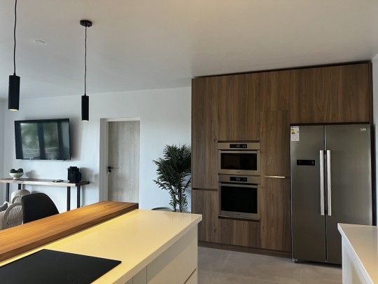 Residence Le Bleu: - Modern appartement met eigen garagebox