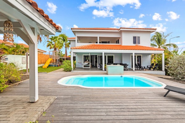 Carouselimage Curacao 2798