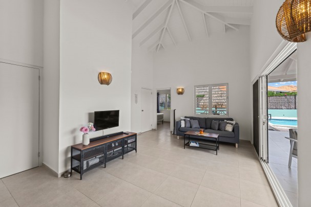 Fontein - Moderne 3-slaapkamer Villa met zwembad in beveiligde wijk