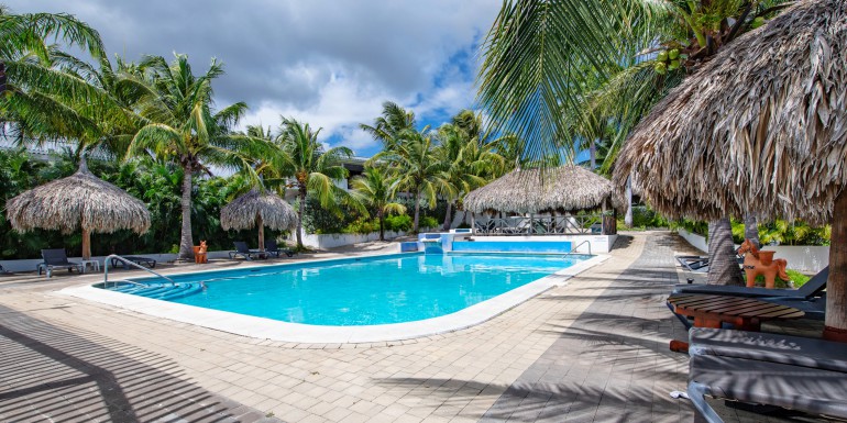 Ruim appartement met zwembad te huur in Jan Thiel -dichtbij het strand