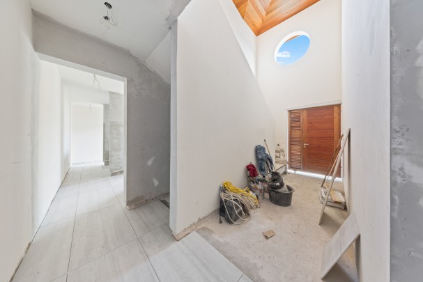 Blue Bay – High-end, luxurious newly built villa with rental potential