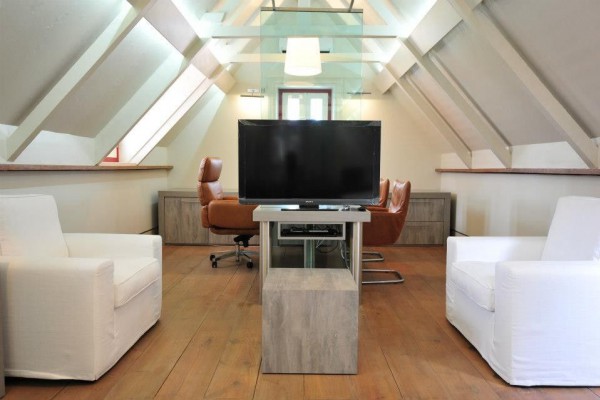 Otrobanda - The Club House All Inclusive E-zone Office Space