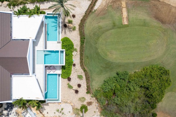 THE CAPE 7 - Exclusive apartment with sea view and private pool.