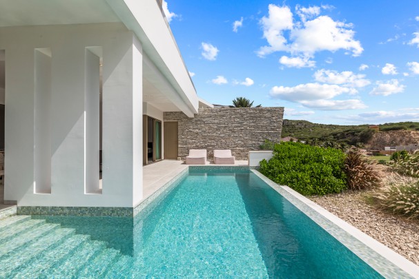 THE CAPE 7 - Exclusive apartment with sea view and private pool.