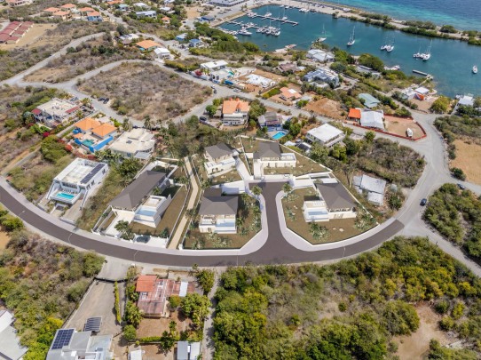 Brakkeput - Exclusieve villa met infinity pool op toplocatie