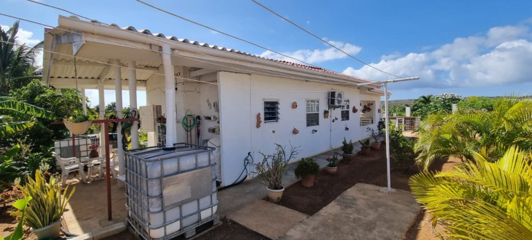 Picturesque cottage with lots of potential for sale in Bonam, Curaçao