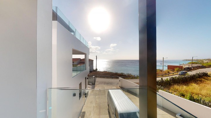 Westpunt – Luxury new-build property with breathtaking sea views