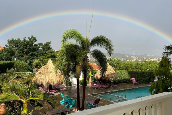 Beautiful apartment overlooking the pool - Triple Tree, Blue Bay