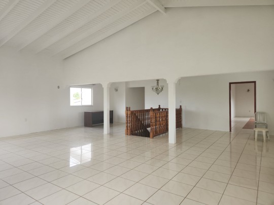 Santa Maria - Spacious house popular neighborhood 