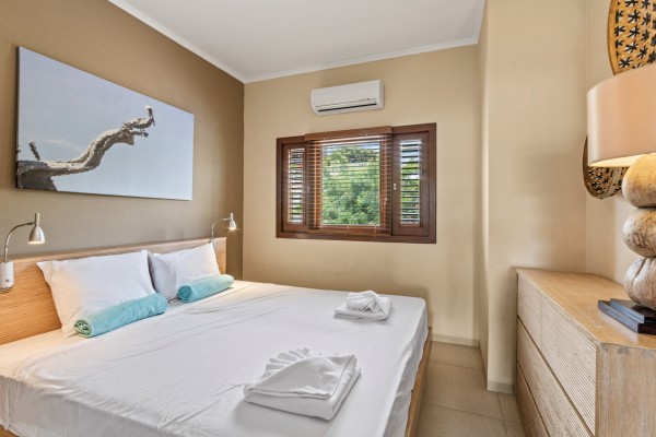Spanish Water – Luxury Second Floor Apartment with Good ROI at beach