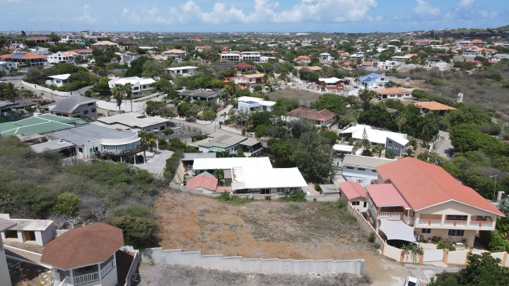 Jan Thiel - Spacious and elevated plot with views