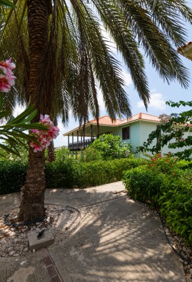 Blue Bay Village - Spacious apartment with good rental potential