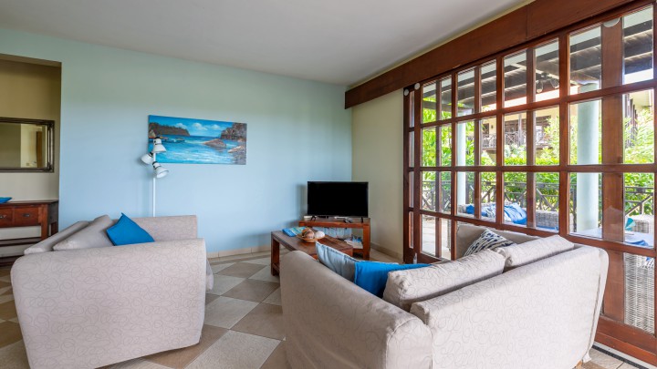 Blue Bay Village - Spacious apartment with good rental potential