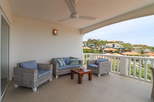 Blue Bay - Stylish 2-bedroom apartment fit for vacation rentals