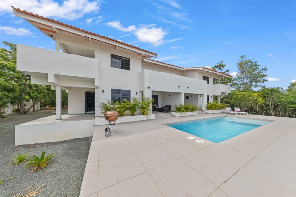 Vista Papaya Suites – Turnkey Multi-Unit Property in Westpunt