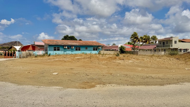 Curasol, Vlakke bouwkavel van 640m2