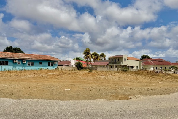 Curasol – Flat building plot of 640 m²