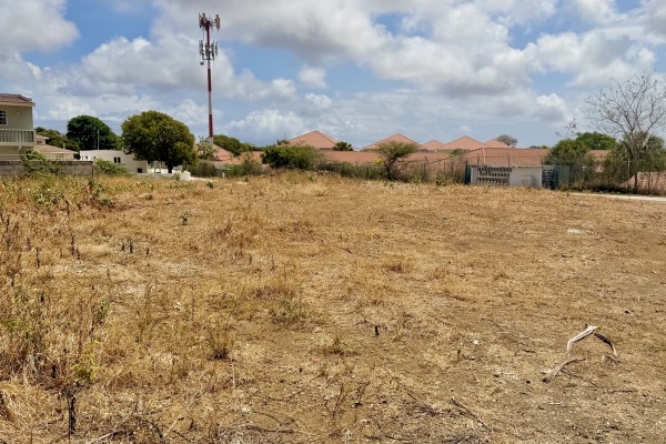 Curasol – Flat building plot of 640 m²