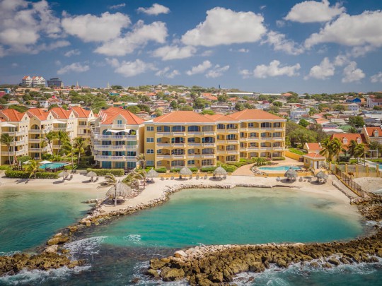 The Strand - Oceanfront Luxury Apartment With Private Beach