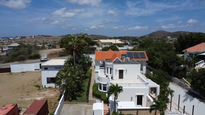  Luxury House with flat for sale in Cas Grandi Curaçao