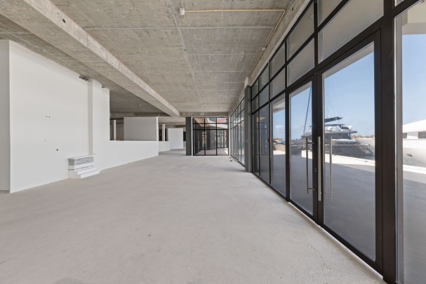 The Wharf – Hoekunit met panoramisch terras aan zee