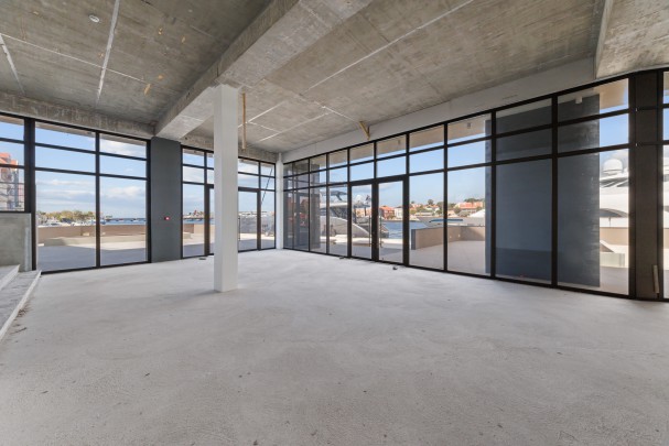 The Wharf – Waterfront Unit met Zonsondergangsterras