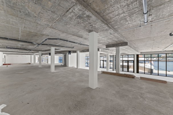 The Wharf – Bright Corner Unit with Waterfront Terrace