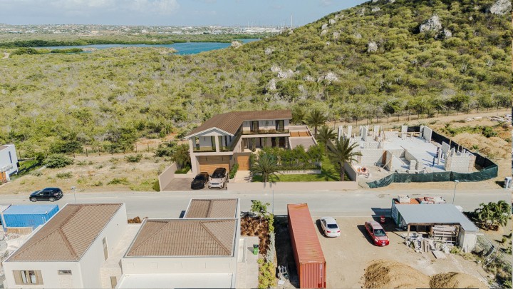 Blue Bay - Luxueuze vakantie villa met zwembad en 4 slaapkamers