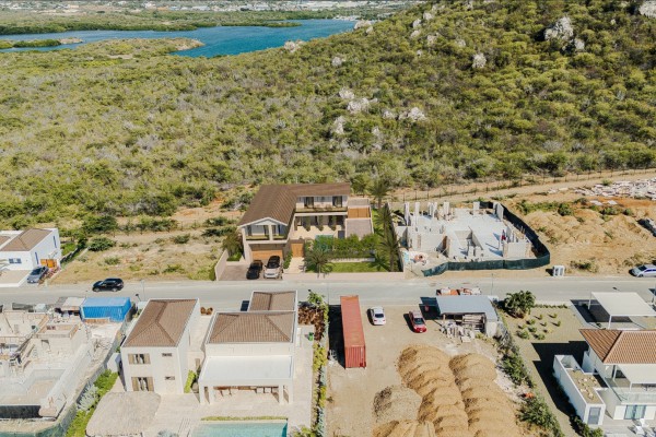 Blue Bay - Luxueuze vakantie villa met zwembad en 4 slaapkamers