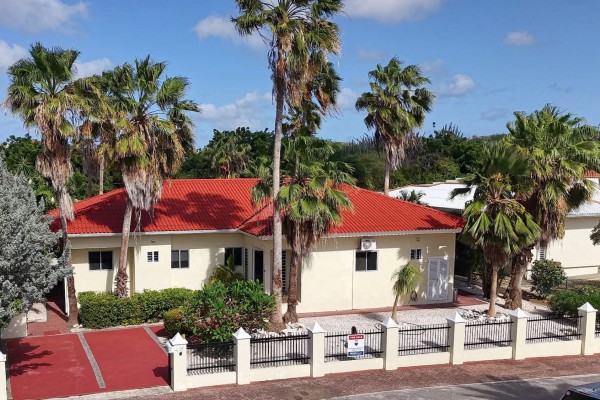 Carouselimage Curacao 2602