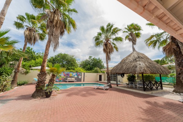 Villapark Girouette – villa gated resort apartment and private pool