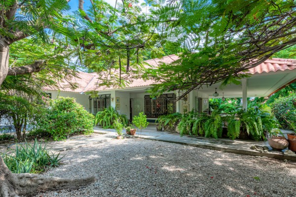 Carouselimage Curacao 2893