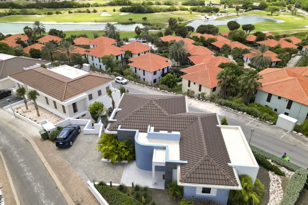 Blue Bay - Villa with private pool and rental potential for sale