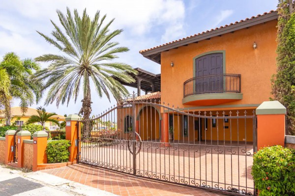 Carouselimage Curacao 2676