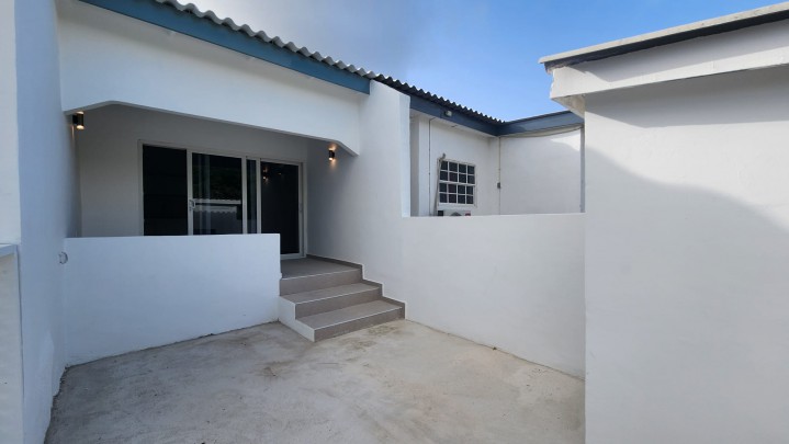Private and Cozy 2-Bedroom Apartment in Gated Community