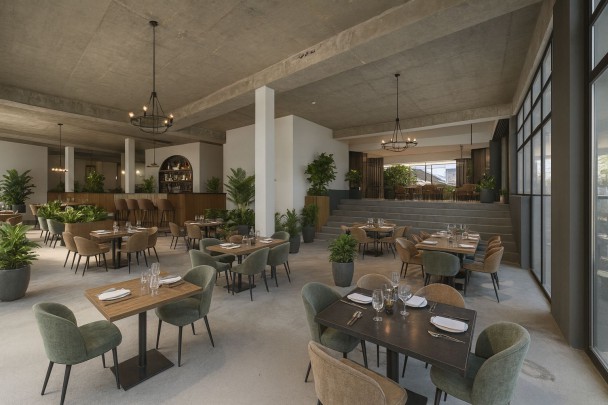 The Wharf – Hoekunit met panoramisch terras aan zee