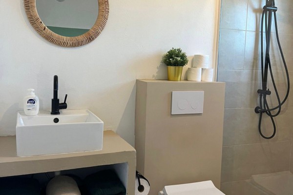 Studio apartment in Brakkeput