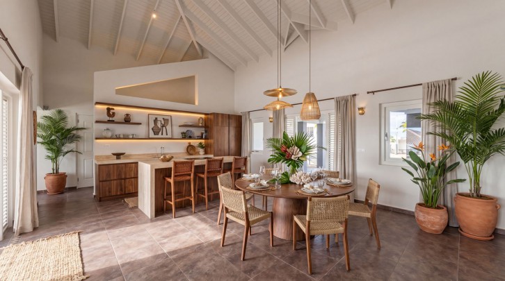 Blue Bay BB-39 &ndash; Spacious Villa with Pool and Sea View