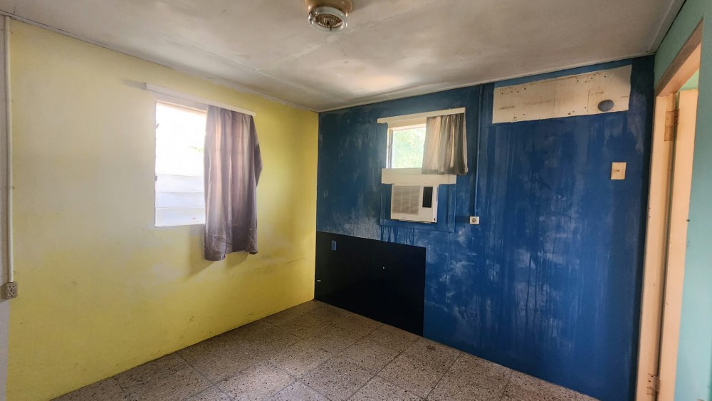 Fixer-Upper with Separate Apartment photo 12